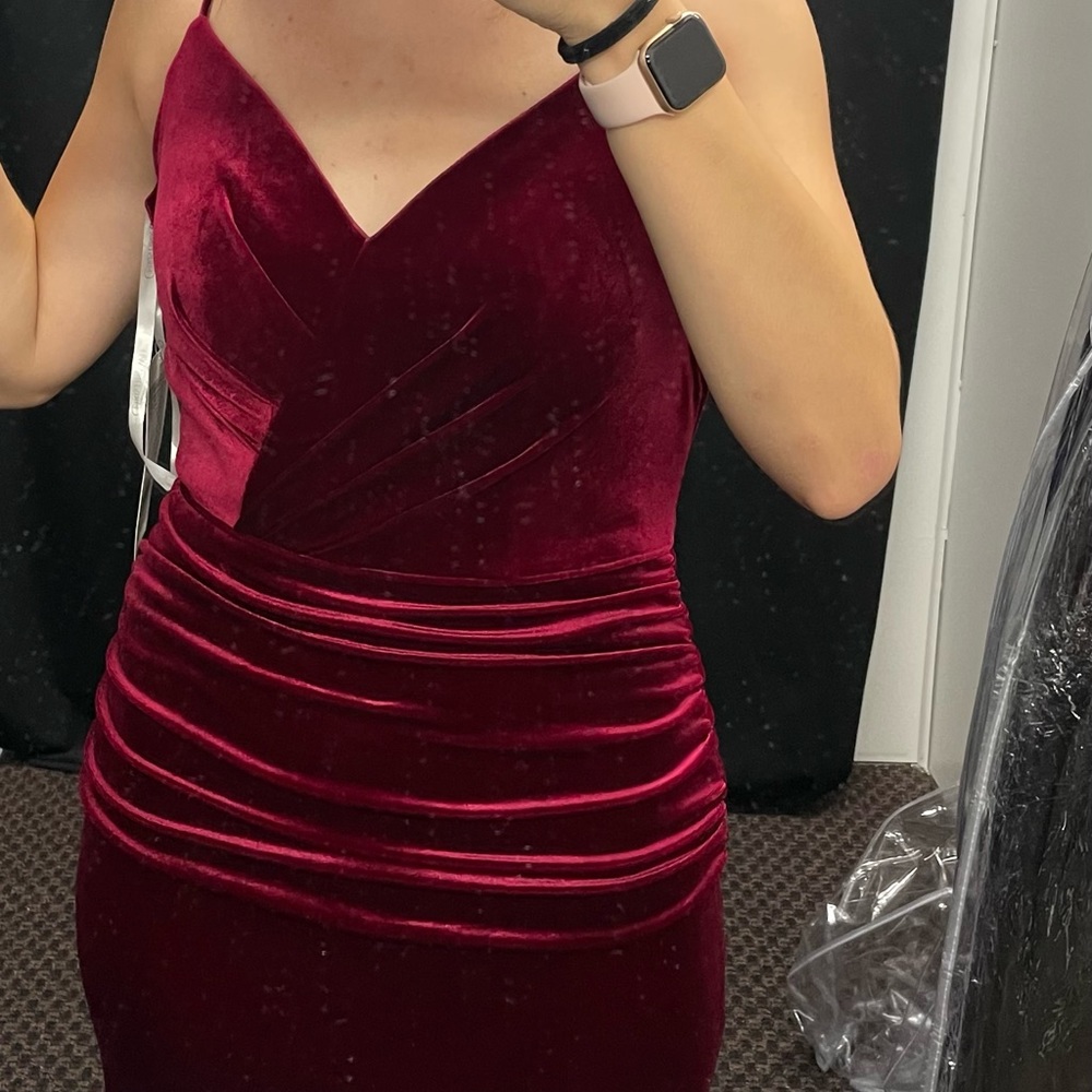 Size 4 long red velvet dress